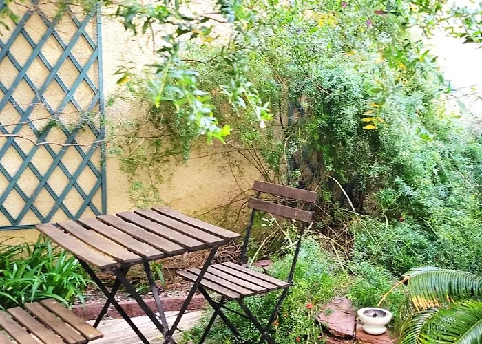 Apt Spacieux Avec Jardin Et Parking